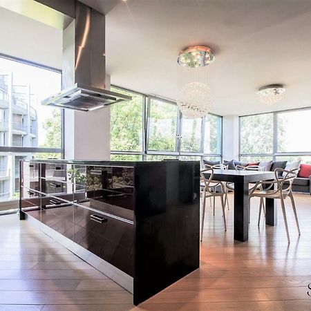 Winwinstay Superior Apartment By River Daugava รีกา ภายนอก รูปภาพ