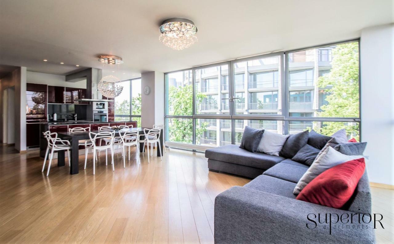 Winwinstay Superior Apartment By River Daugava รีกา ภายนอก รูปภาพ