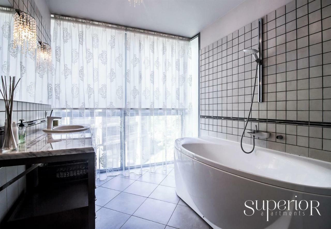 Winwinstay Superior Apartment By River Daugava รีกา ภายนอก รูปภาพ