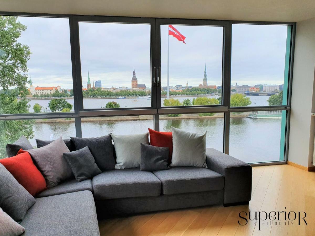 Winwinstay Superior Apartment By River Daugava รีกา ภายนอก รูปภาพ